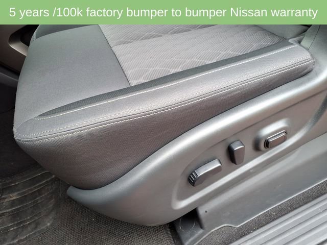 Used 2024 Nissan Titan SV w/ SV Bronze Edition Package image 4