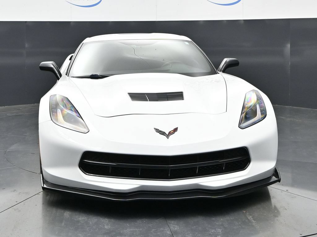 Used 2019 Chevrolet Corvette Stingray Coupe w/ Carbon Flash Badge Package RWD image 2