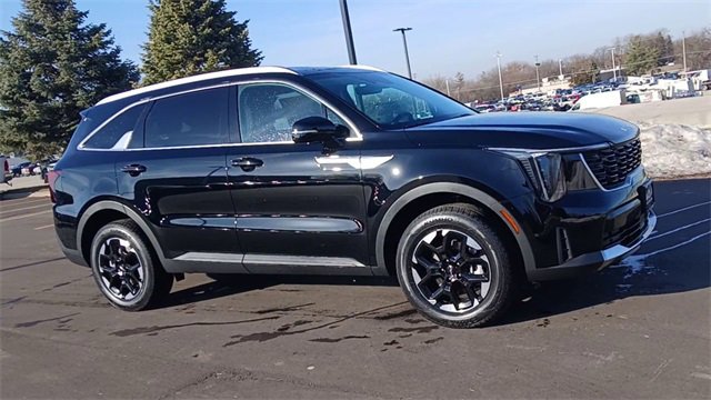 New 2026 Kia Sorento S image 4