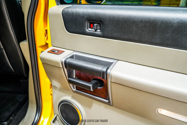 Used 2003 HUMMER H2 w/ Preferred Equipment Group image 68