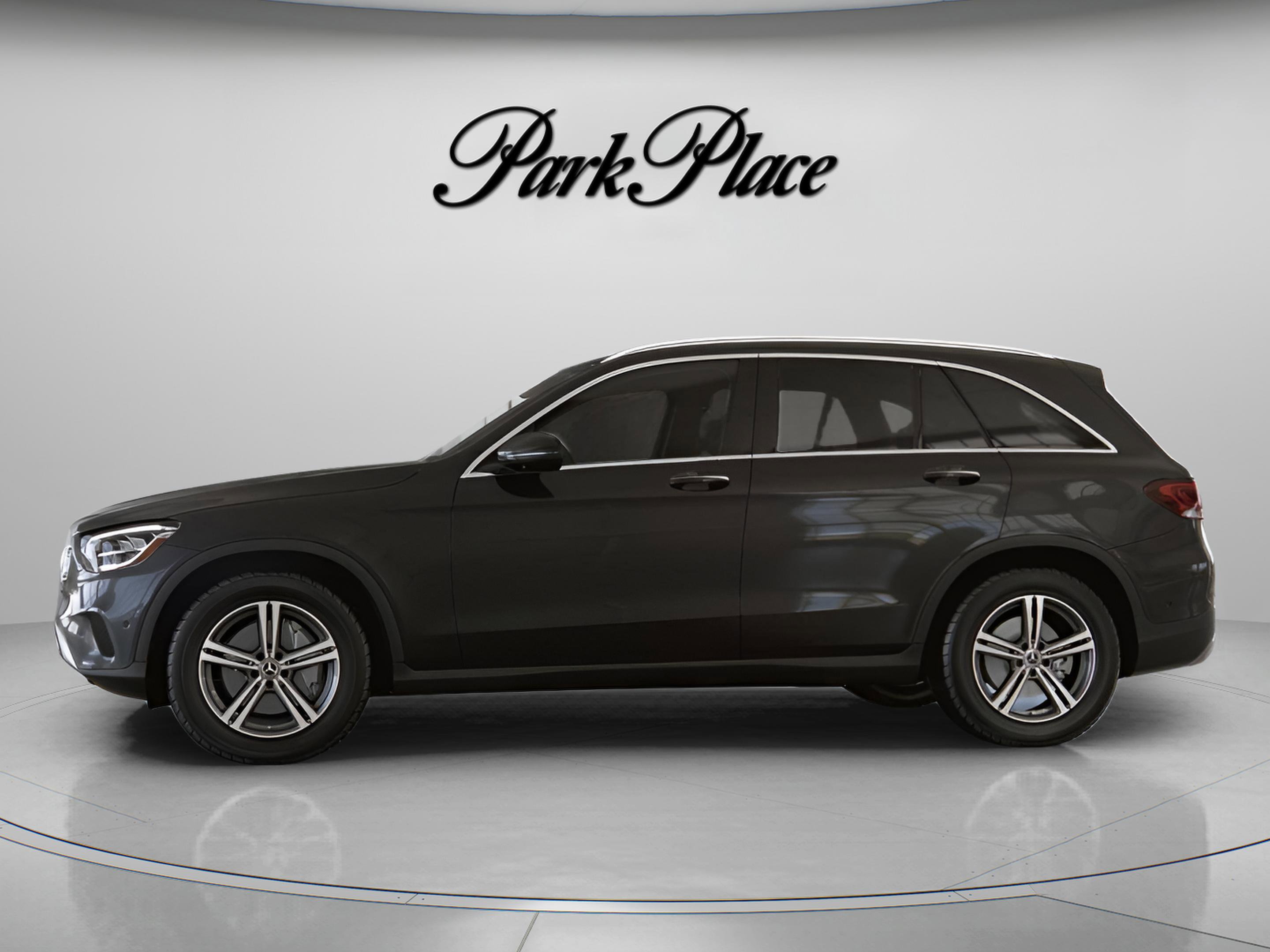 Used 2021 Mercedes-Benz GLC 300 image 6