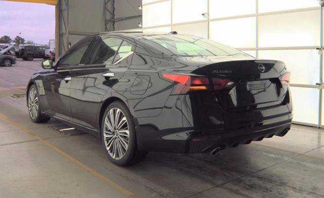 Used 2024 Nissan Altima 2.5 SL image 5
