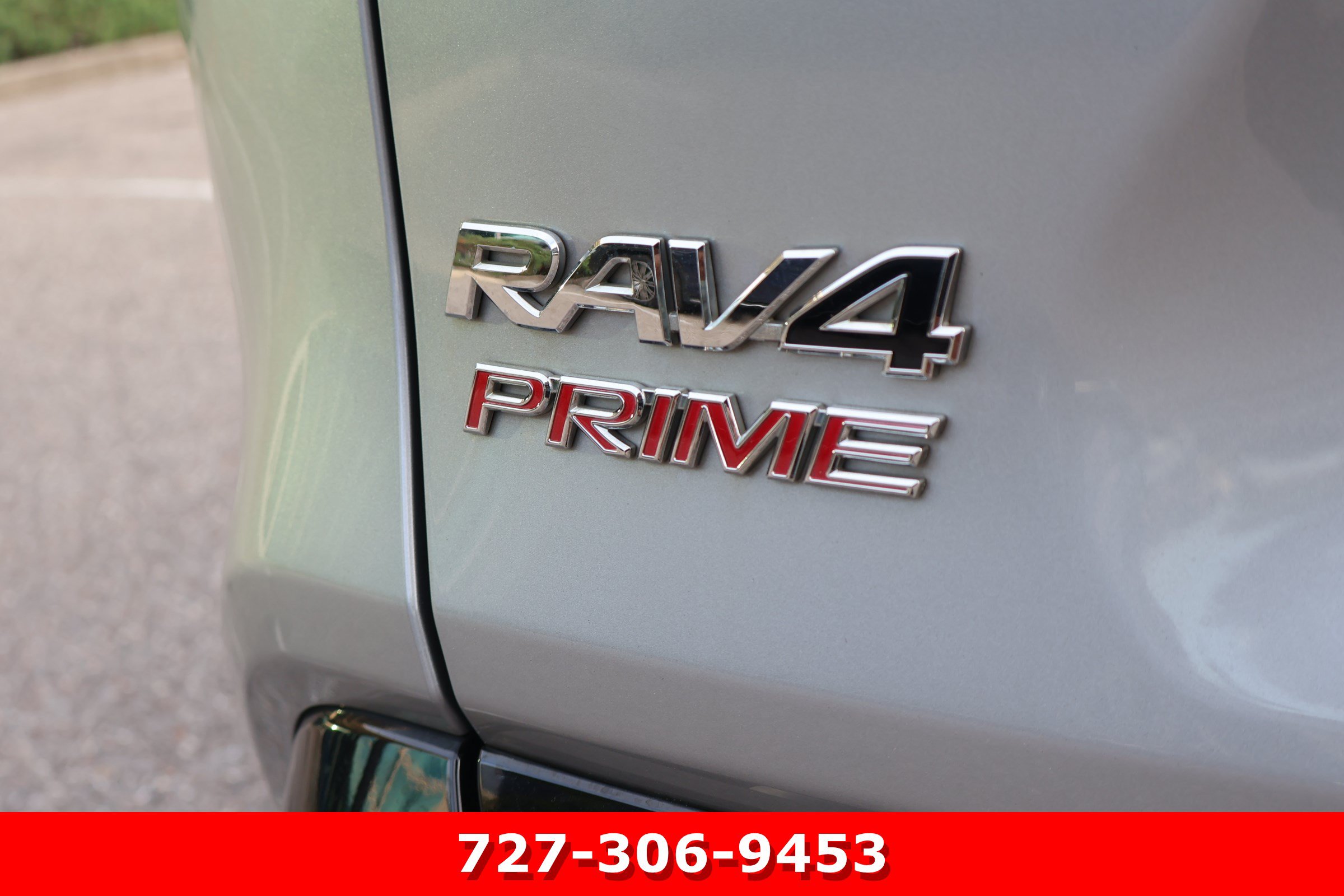 Used 2021 Toyota RAV4 XSE w/ Weather Package AWD/4WD image 9