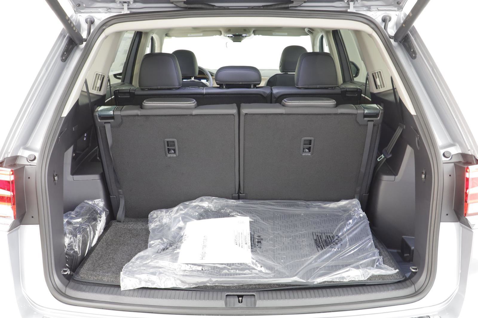 New 2026 Volkswagen Atlas SE image 17