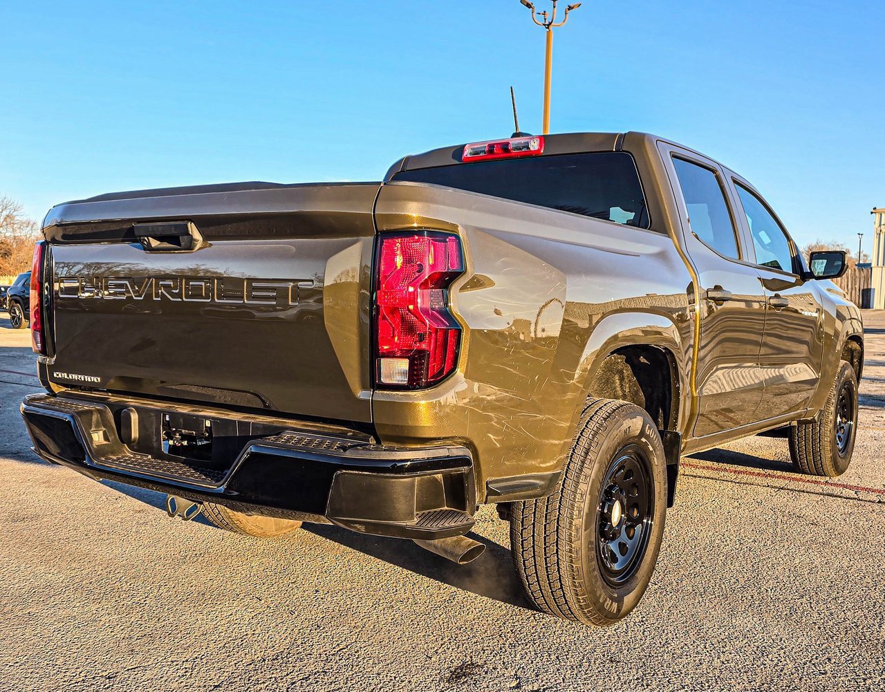 Used 2024 Chevrolet Colorado W/T image 6