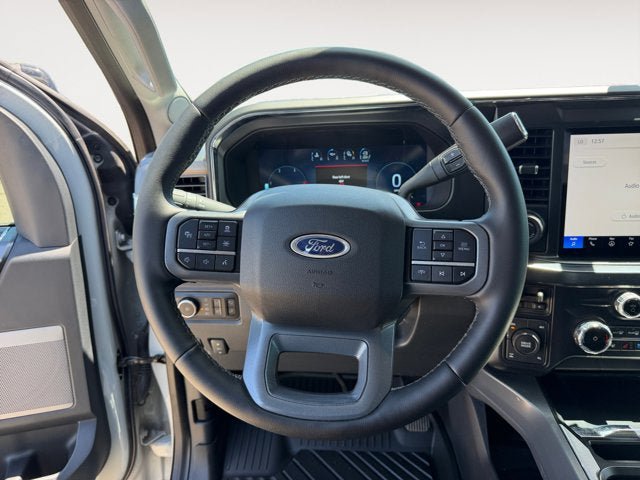 Used 2025 Ford F250 Lariat w/ Lariat Ultimate Package AWD/4WD image 12