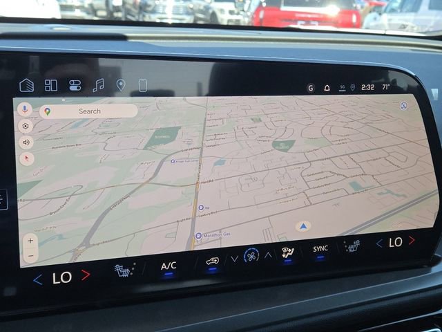 New 2026 Chevrolet Traverse LT w/ Driver Confidence Package image 3