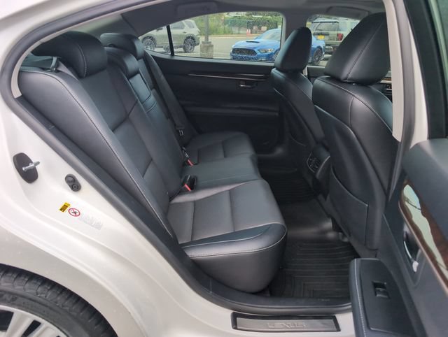 Used 2014 Lexus ES 350 w/ Premium Package FWD image 12