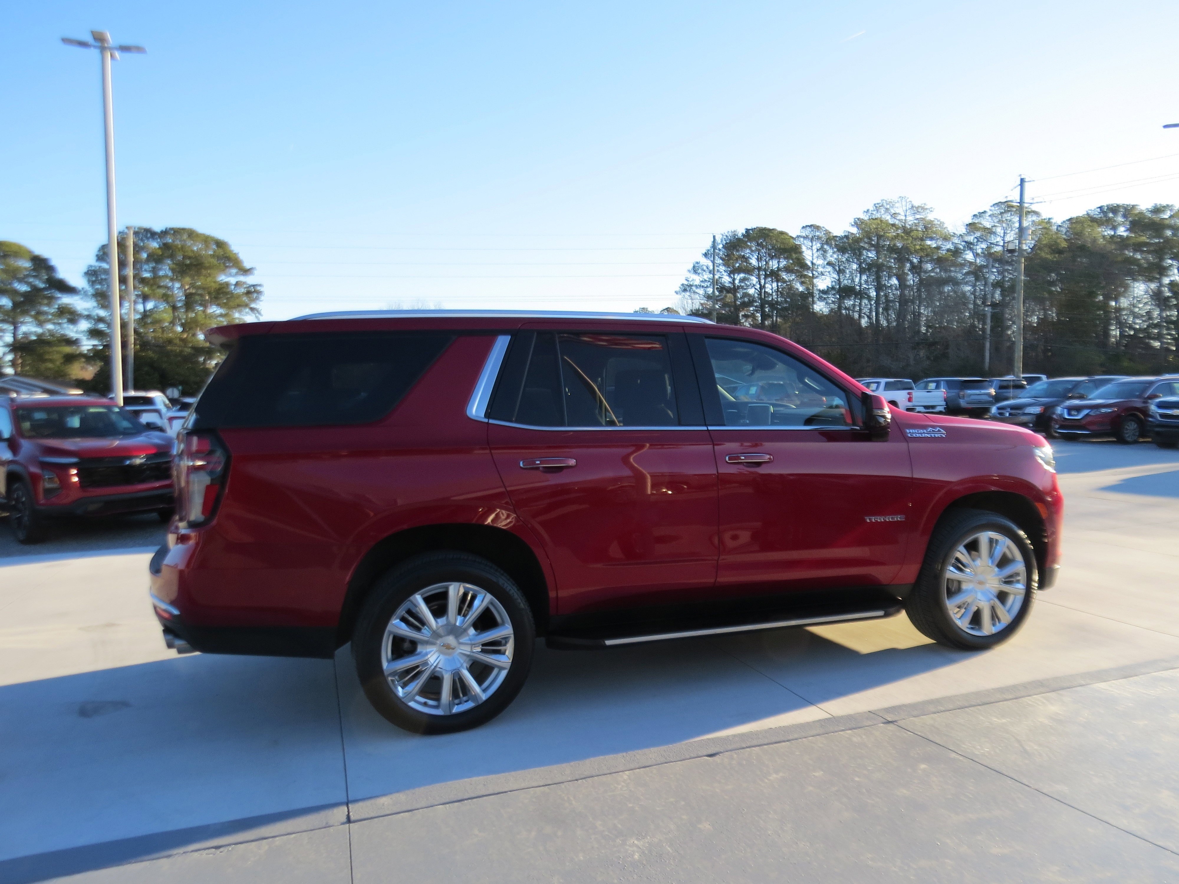 Used 2024 Chevrolet Tahoe High Country w/ Advanced Technology Package AWD/4WD image 5