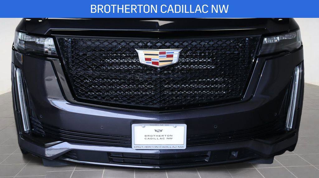 Used 2024 Cadillac Escalade Sport Platinum w/ Heavy-Duty Trailer Package image 12