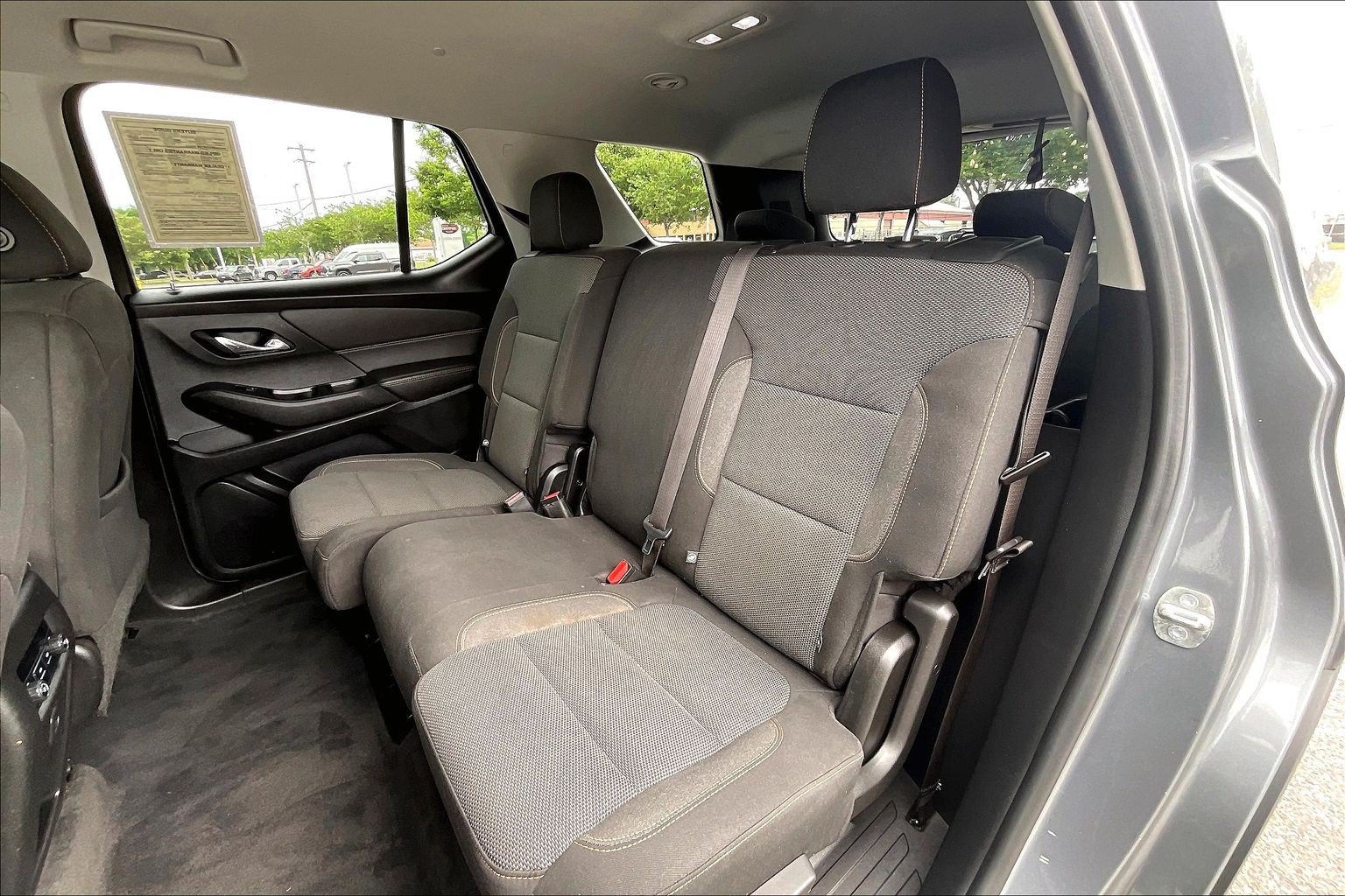 Used 2020 Chevrolet Traverse LS FWD image 30