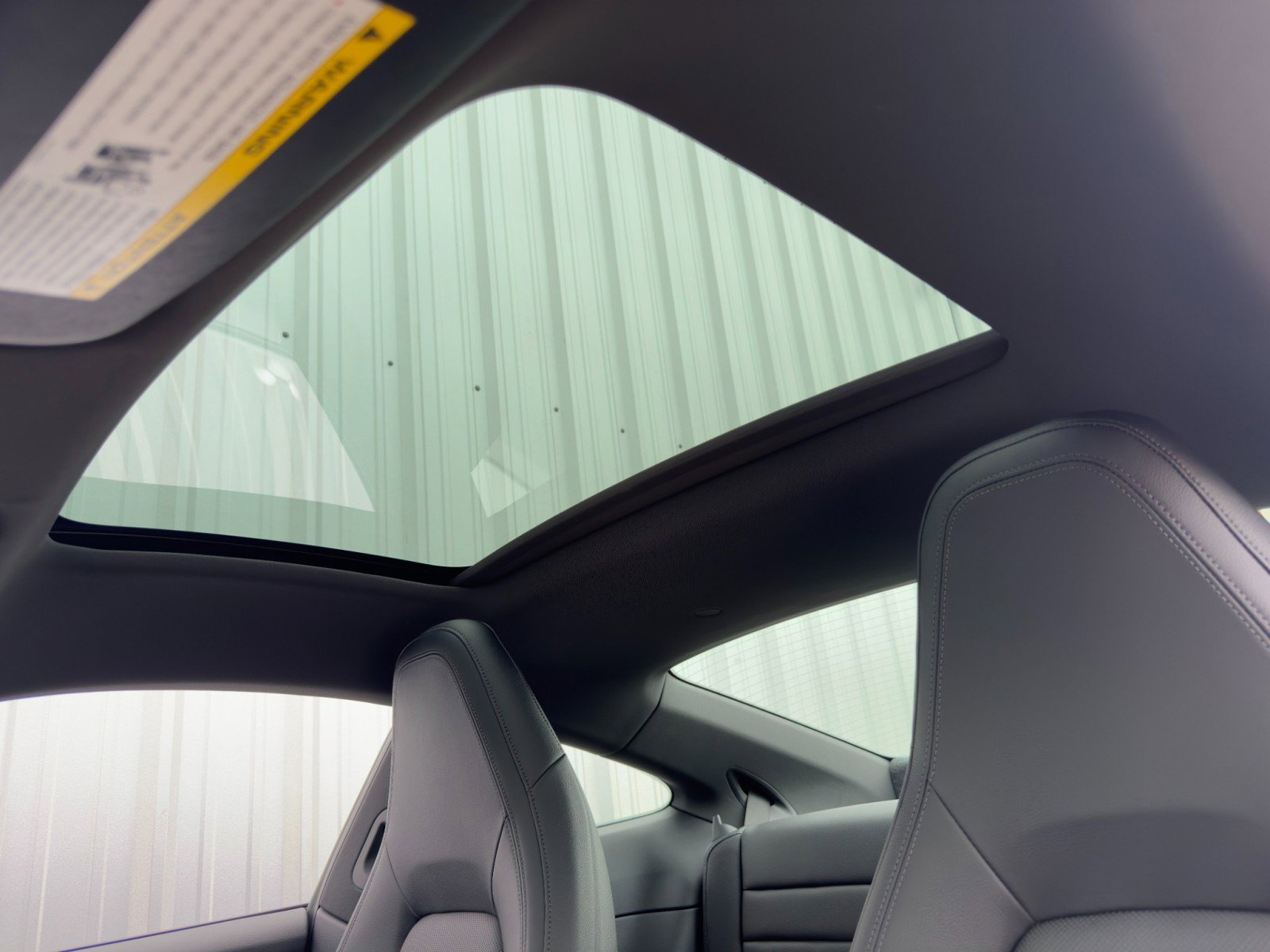 Used 2025 Porsche 911 Carrera image 11