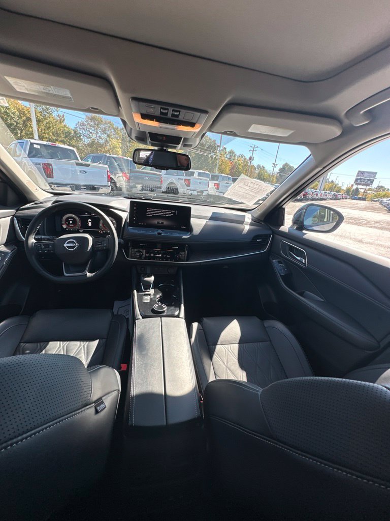 Used 2026 Nissan Rogue Platinum w/ Platinum Premium Package AWD/4WD image 20