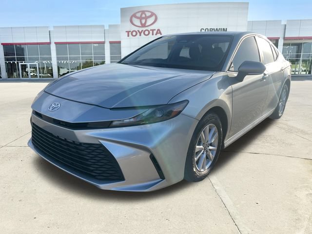 Used 2025 Toyota Camry LE FWD image 7