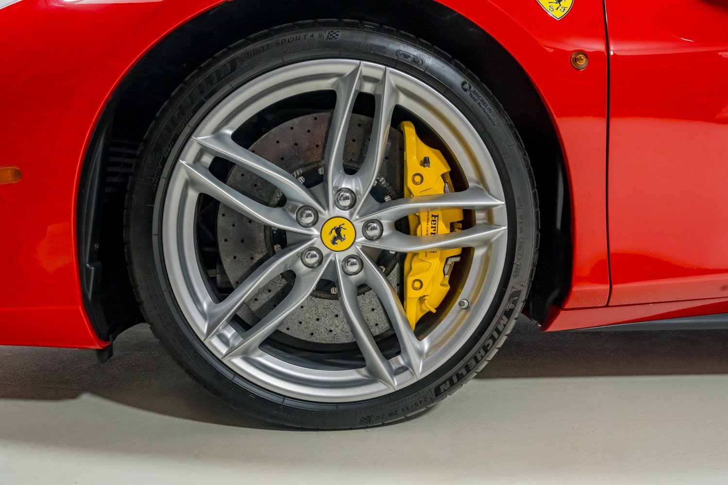 Certified 2017 Ferrari 488 Spider RWD image 22