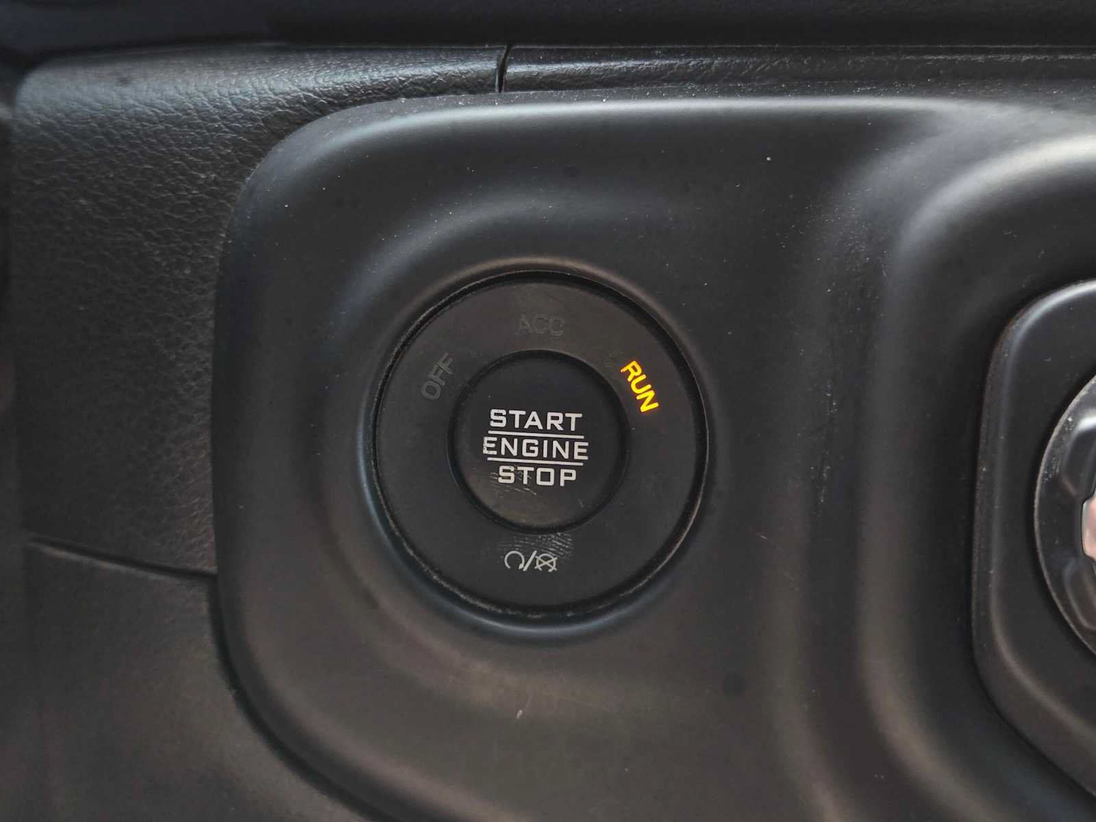 Used 2021 Jeep Wrangler Unlimited Rubicon 4xe w/ Cold Weather Group AWD/4WD image 41