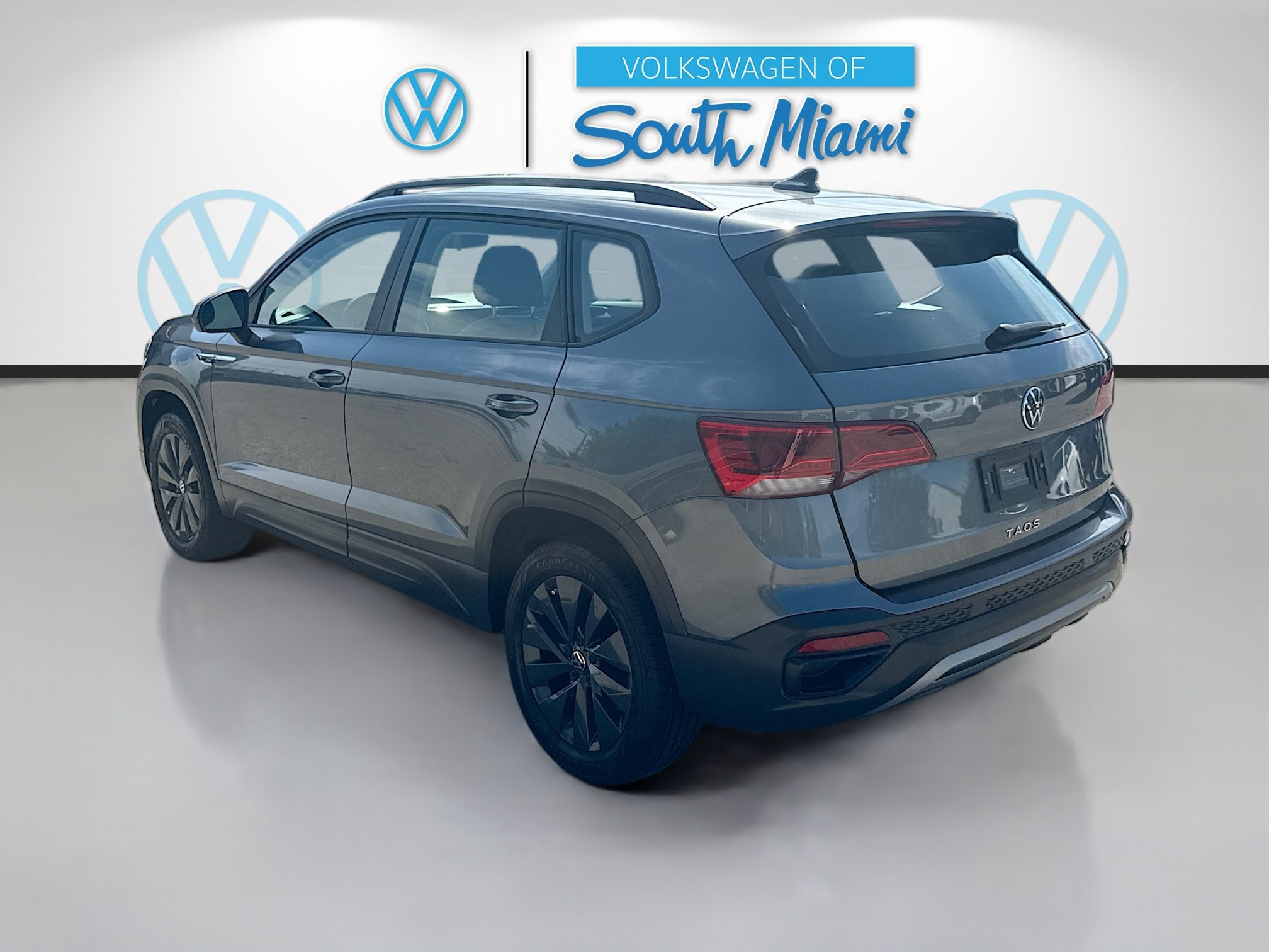 Certified 2023 Volkswagen Taos S FWD image 5