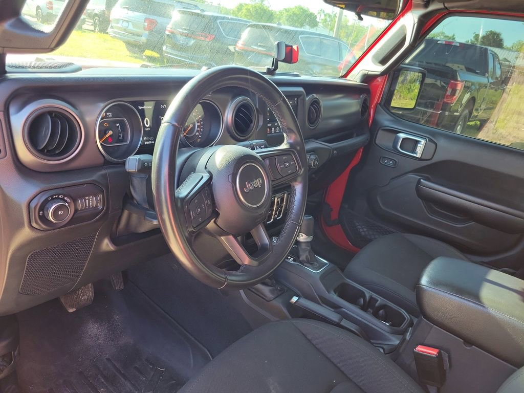 Used 2021 Jeep Wrangler Unlimited Sport image 12