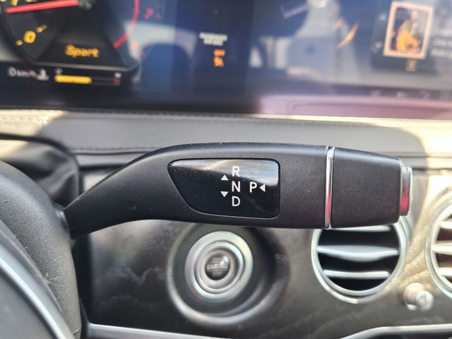 Used 2018 Mercedes-Benz S 560 Sedan image 14