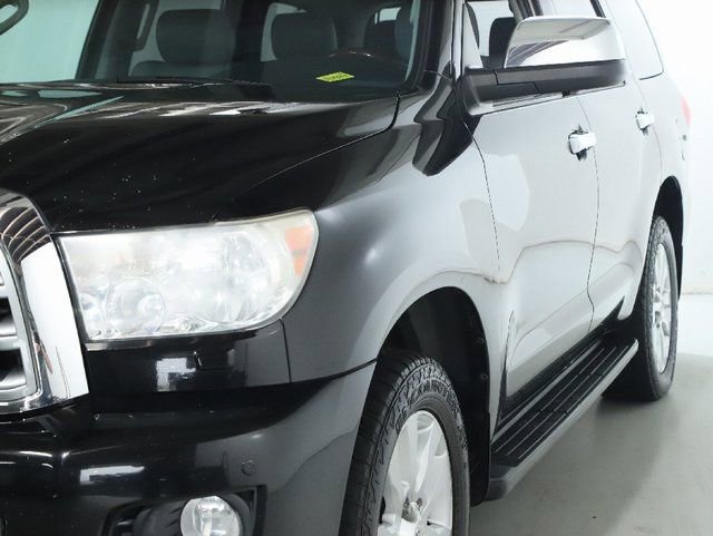 Used 2012 Toyota Sequoia Platinum image 5