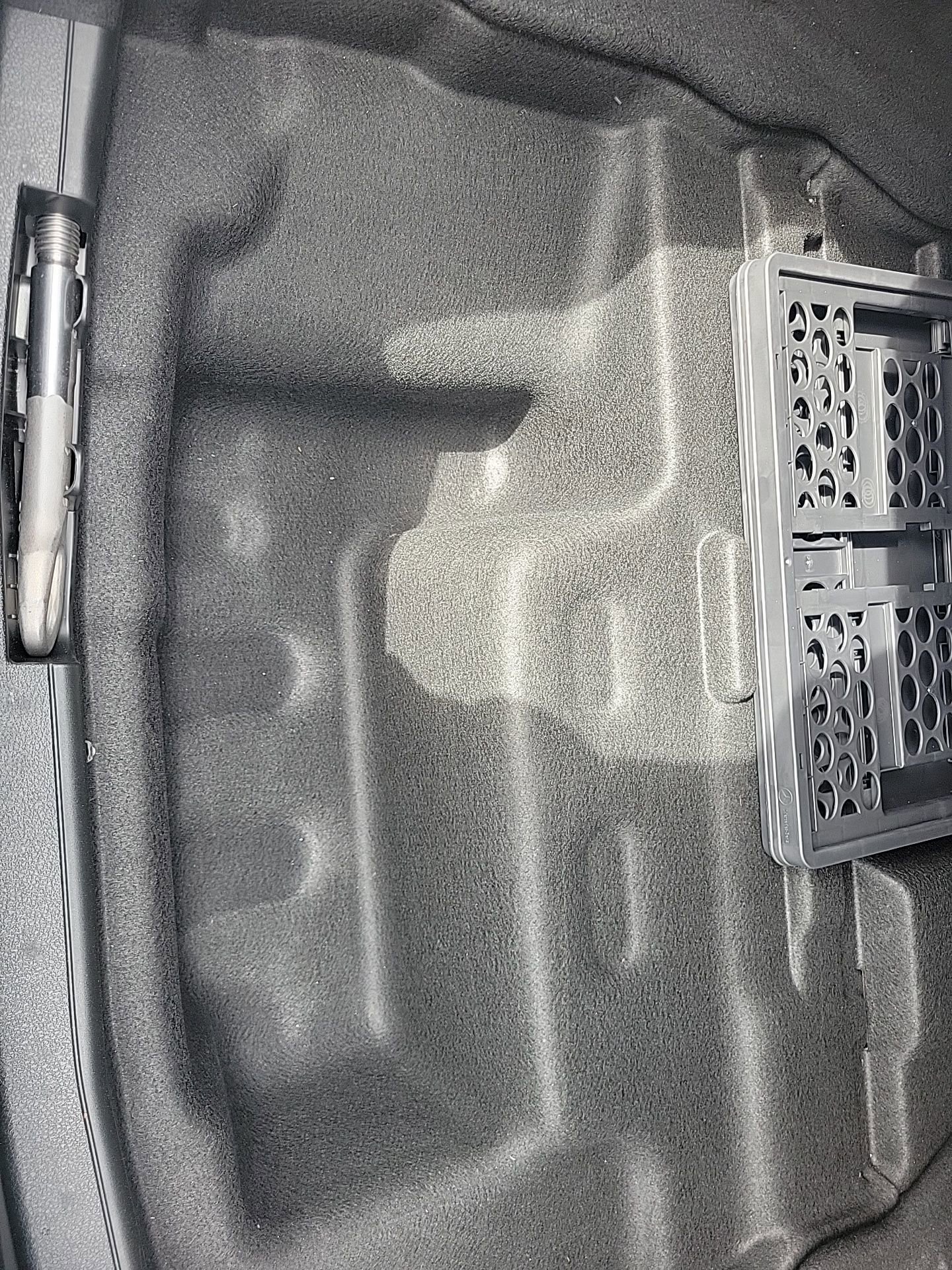 Used 2024 Mercedes-Benz C 300 Sedan image 15