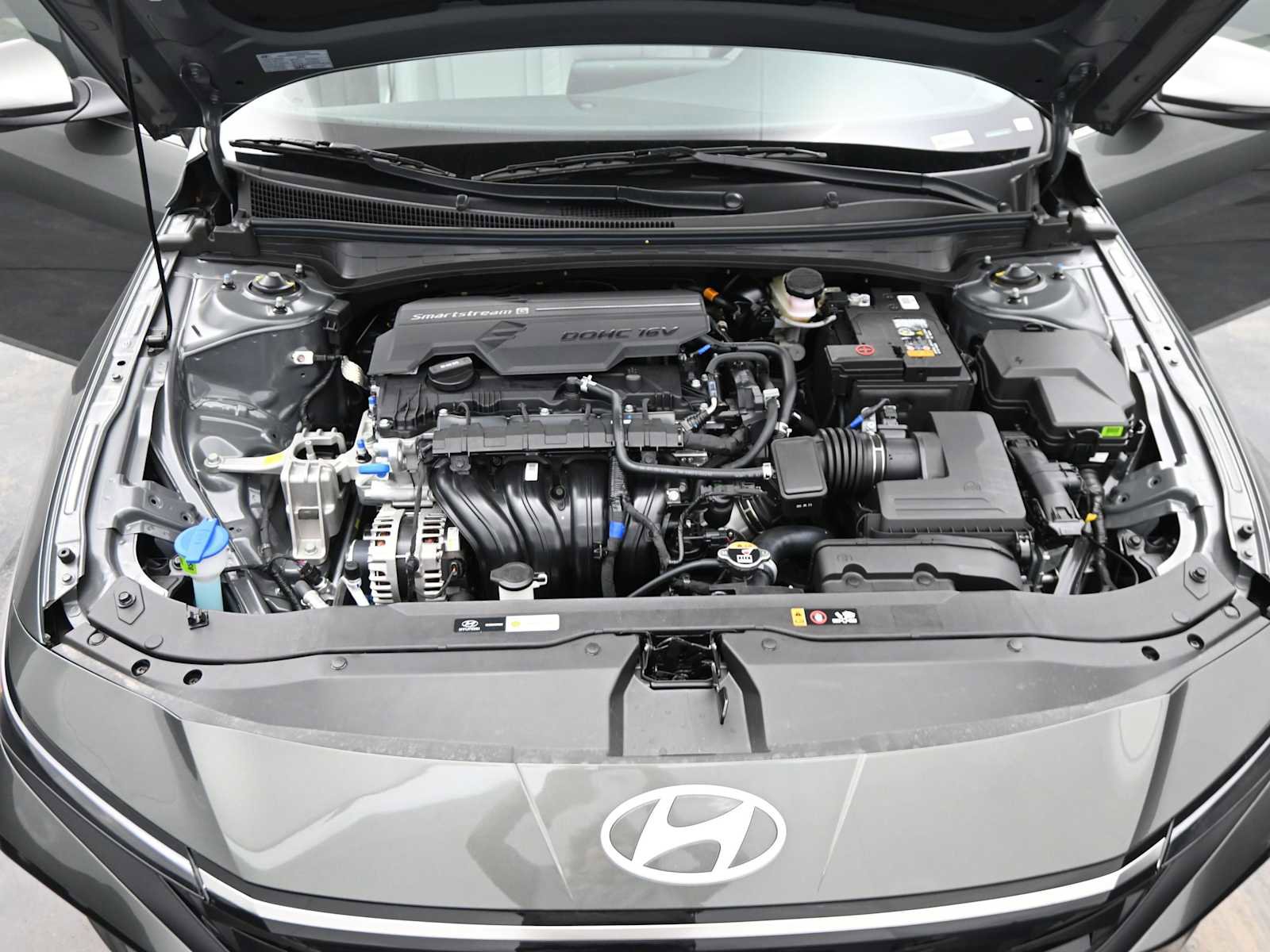 New 2026 Hyundai Elantra Limited image 22