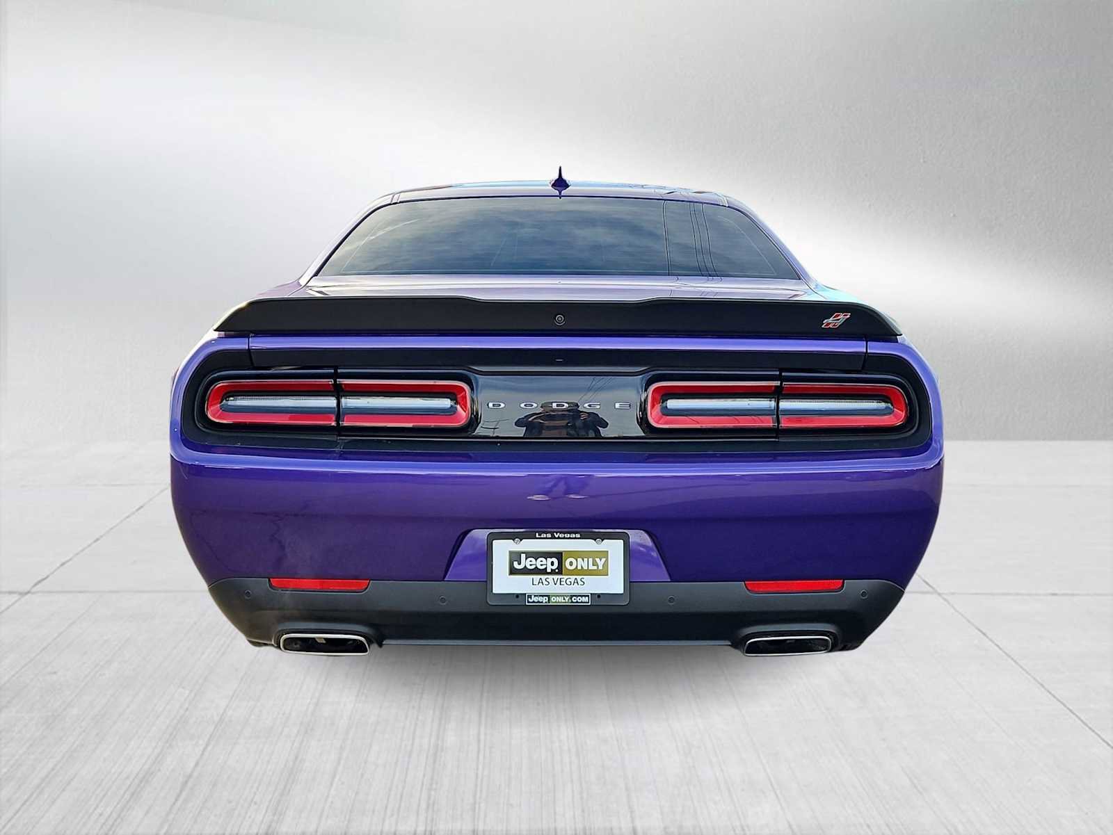 Used 2023 Dodge Challenger GT w/ Plus Package image 7
