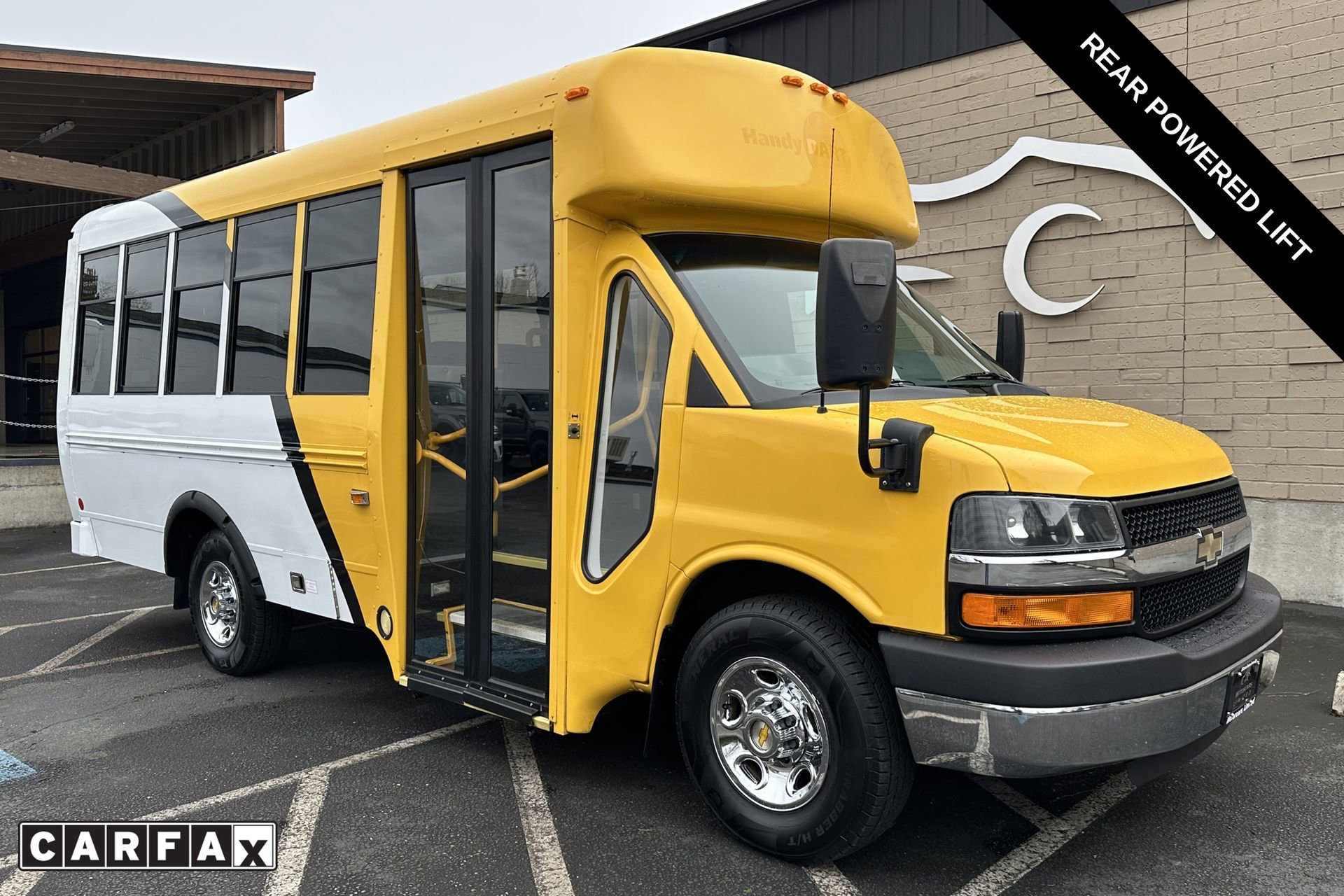 Used 2015 Chevrolet Express 3500 RWD image 1