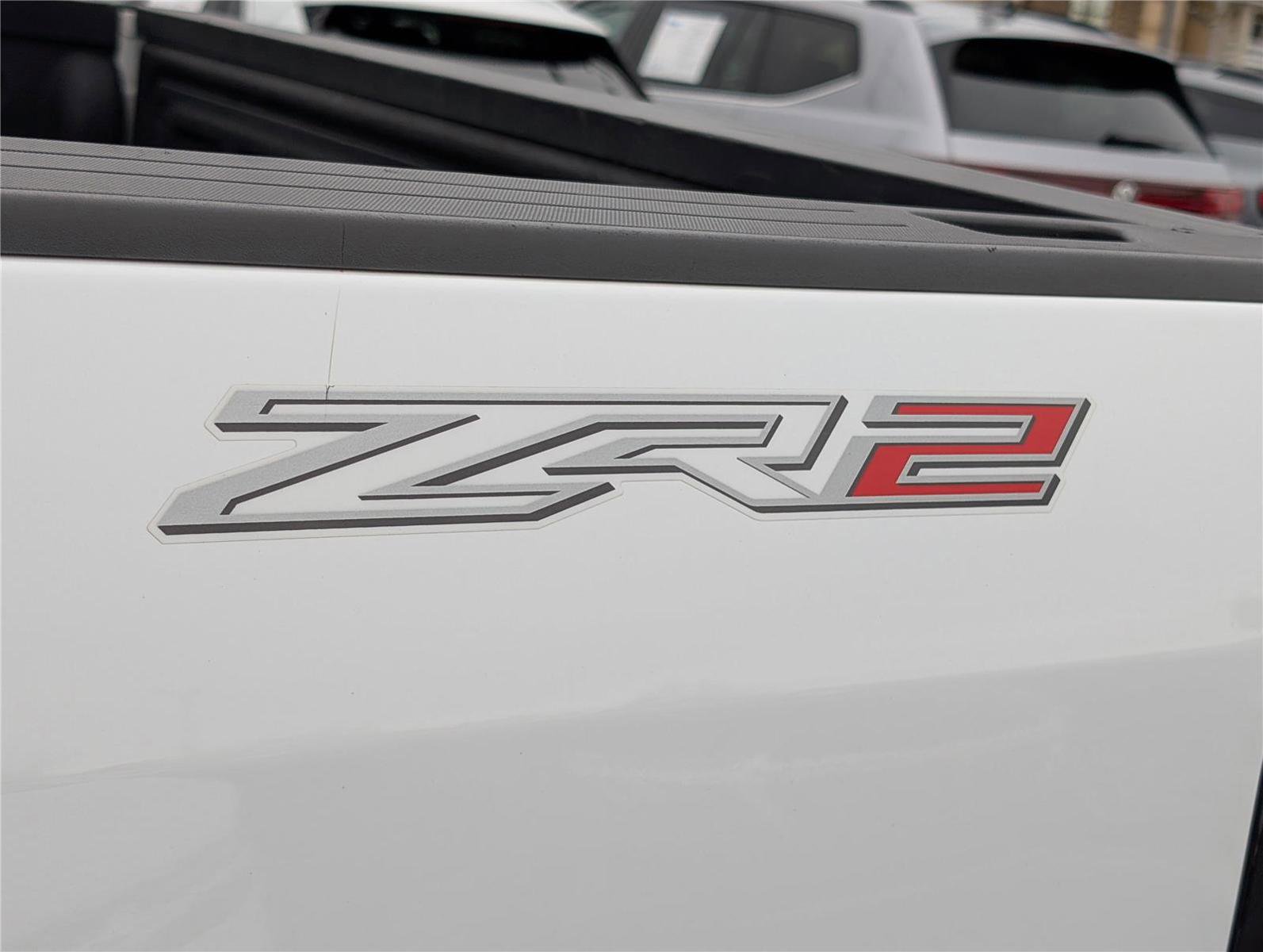 Used 2021 Chevrolet Colorado ZR2 w/ ZR2 Dusk Special Edition AWD/4WD image 10