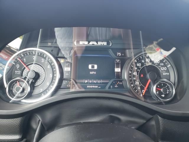 Used 2023 RAM 1500 Big Horn AWD/4WD image 32