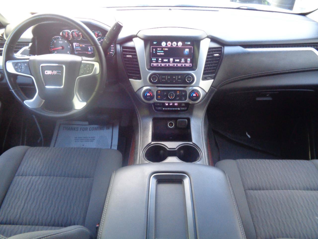 Used 2017 GMC Yukon XL SLE w/ SLE Value Package AWD/4WD image 30