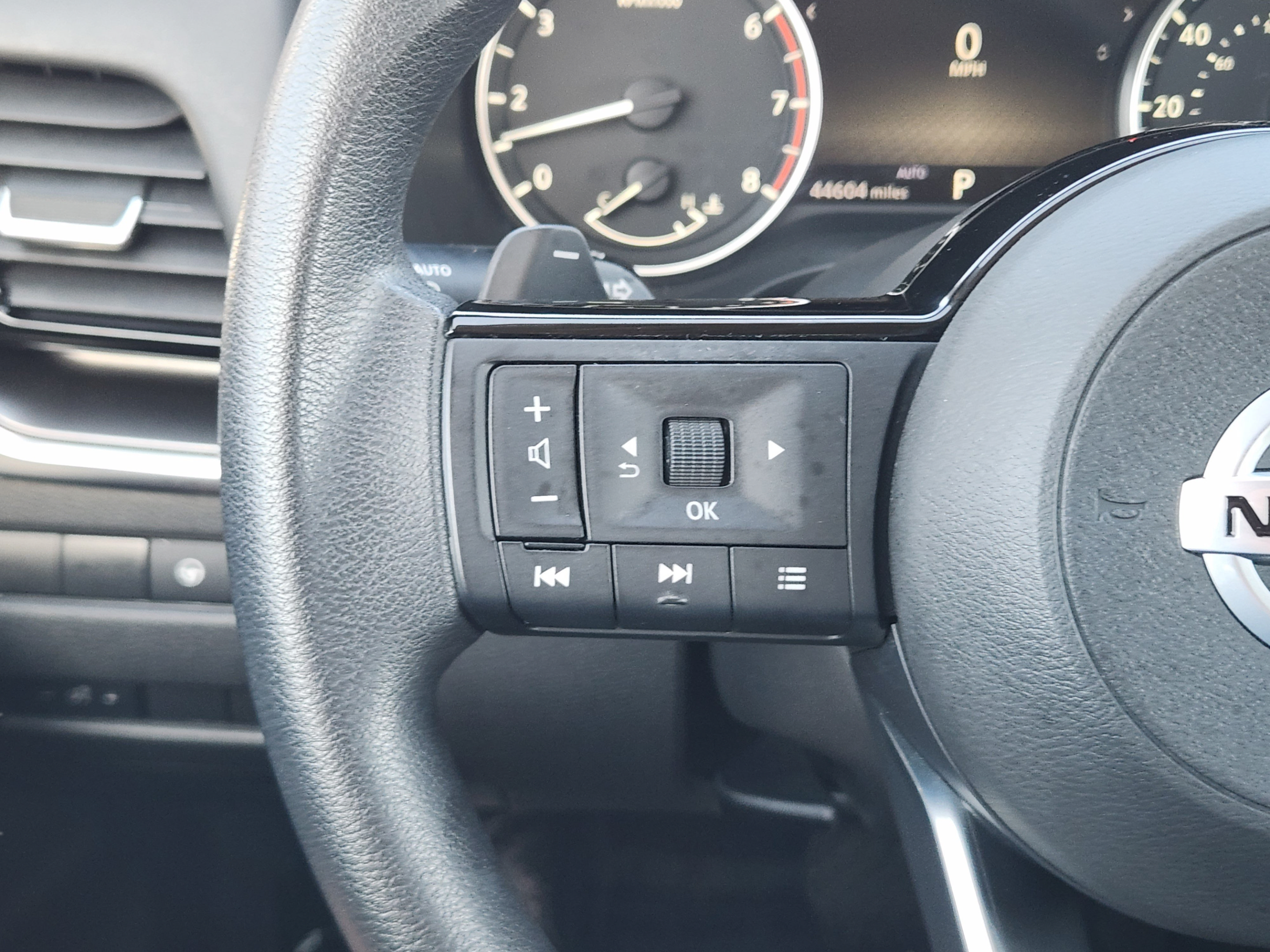 Used 2021 Nissan Rogue SV AWD/4WD image 23