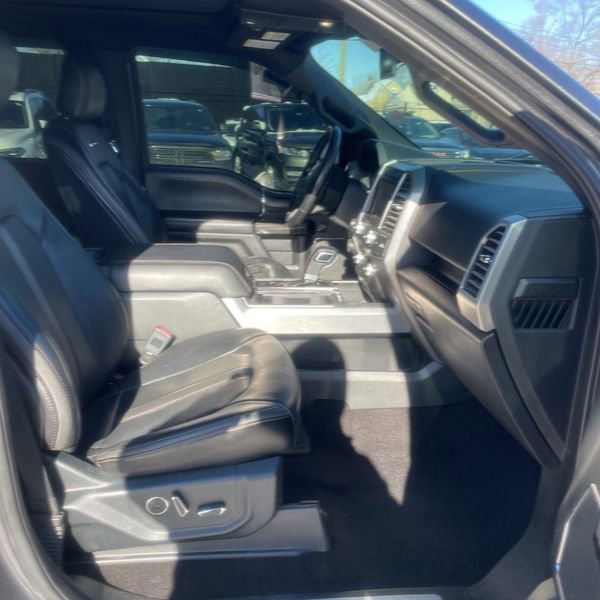 Used 2019 Ford F150 Platinum w/ Equipment Group 701A Luxury image 24