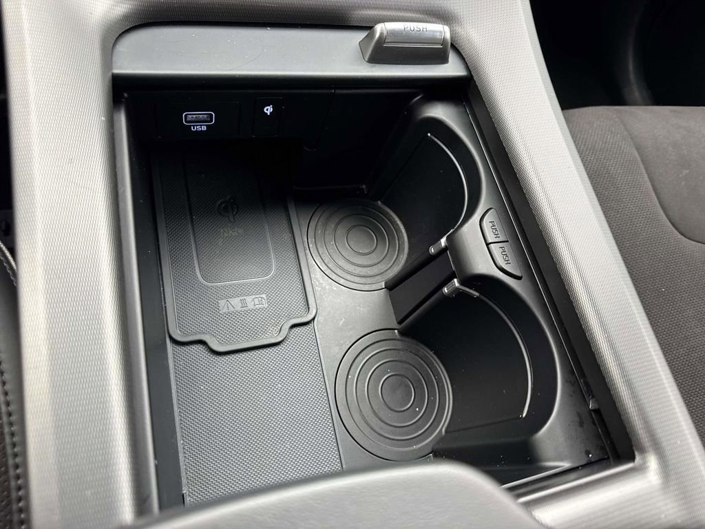 Used 2025 Hyundai Palisade Calligraphy image 27