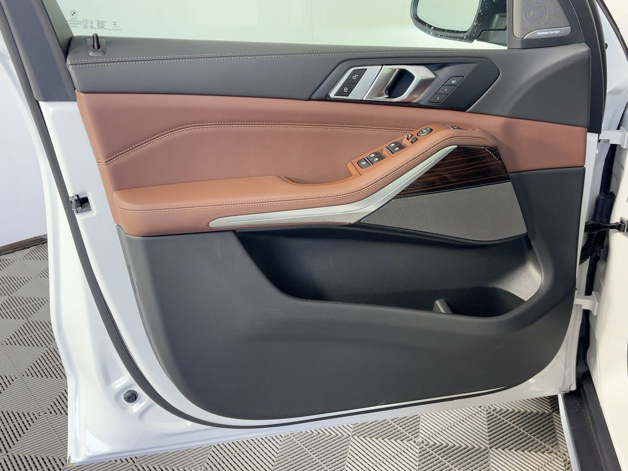 New 2026 BMW X5 sDrive40i w/ Premium Package image 11