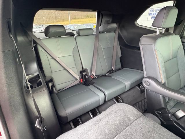 Used 2024 GMC Acadia AT4 w/ LPO, Floor Liner Package image 31