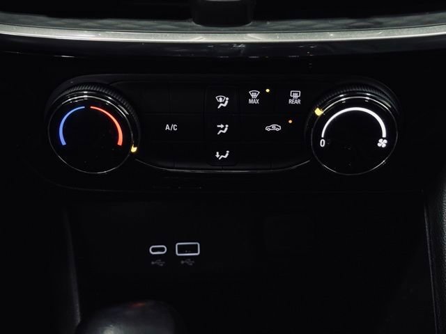 Used 2024 Buick Encore GX Sport Touring image 27