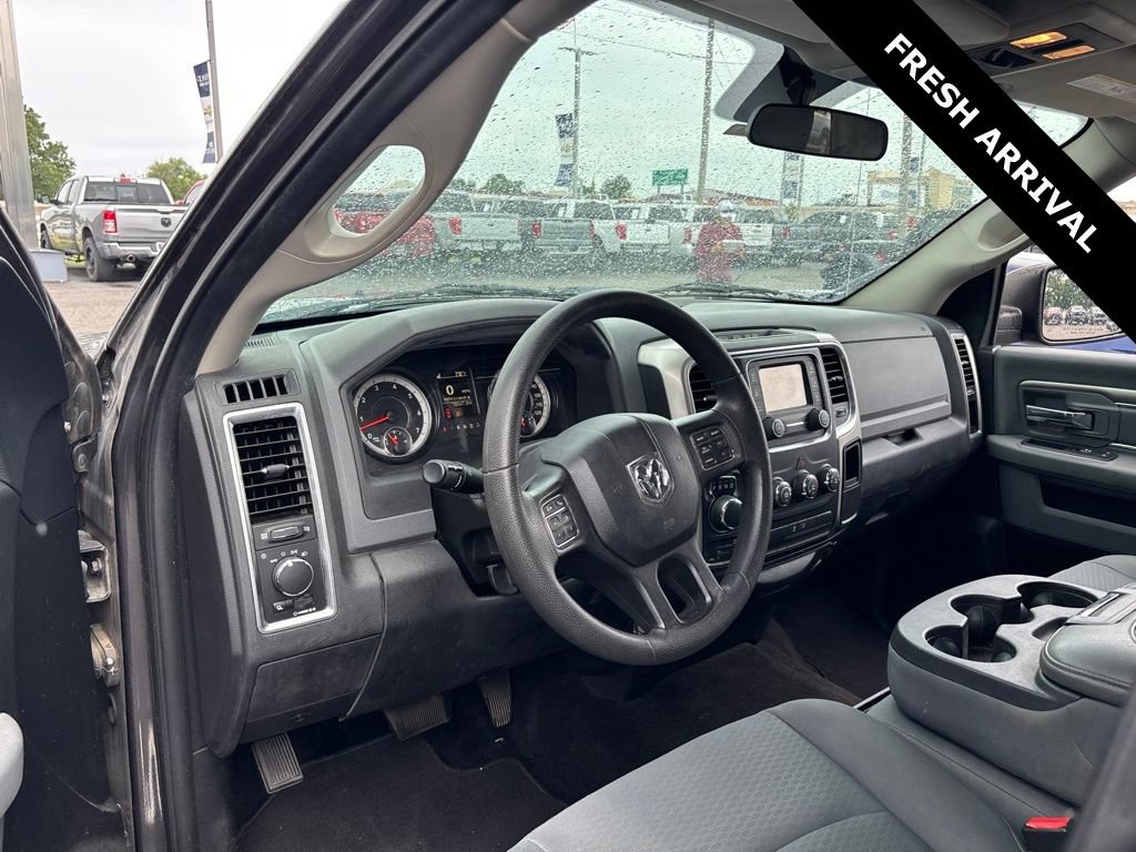 Used 2017 RAM 1500 Classic SLT AWD/4WD image 15