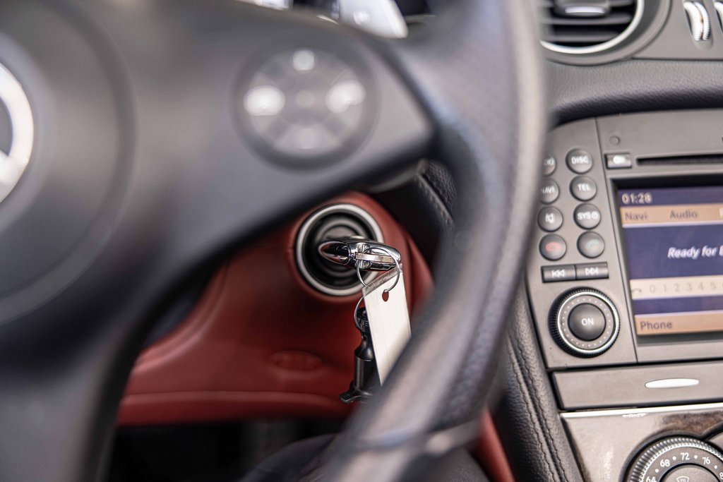 Used 2011 Mercedes-Benz SL 63 AMG SL 63 AMG w/ Premium I Pkg image 27