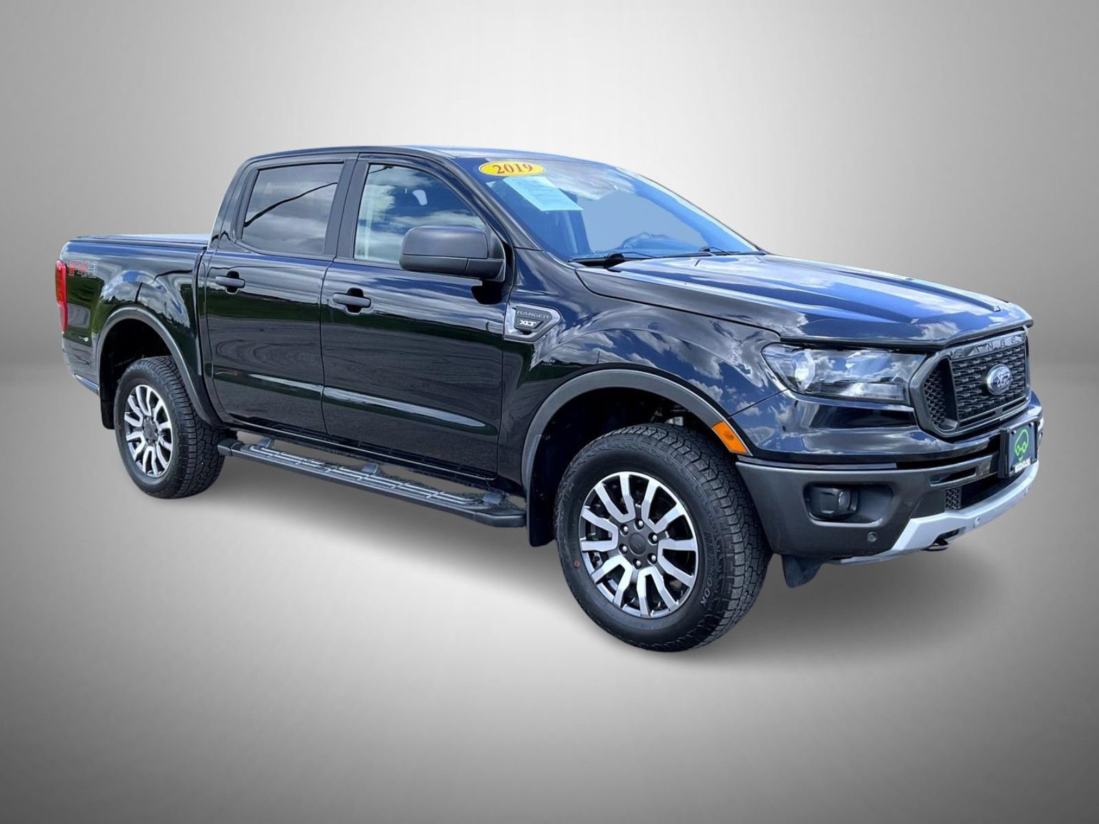Used 2019 Ford Ranger XLT w/ Equipment Group 302A Luxury AWD/4WD image 3