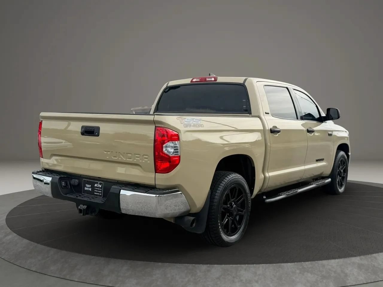 Used 2020 Toyota Tundra SR5 w/ SR5 Upgrade Package RWD image 4