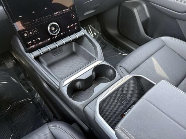 Used 2026 GMC Terrain Elevation w/ Elevation Premium Package AWD/4WD image 31