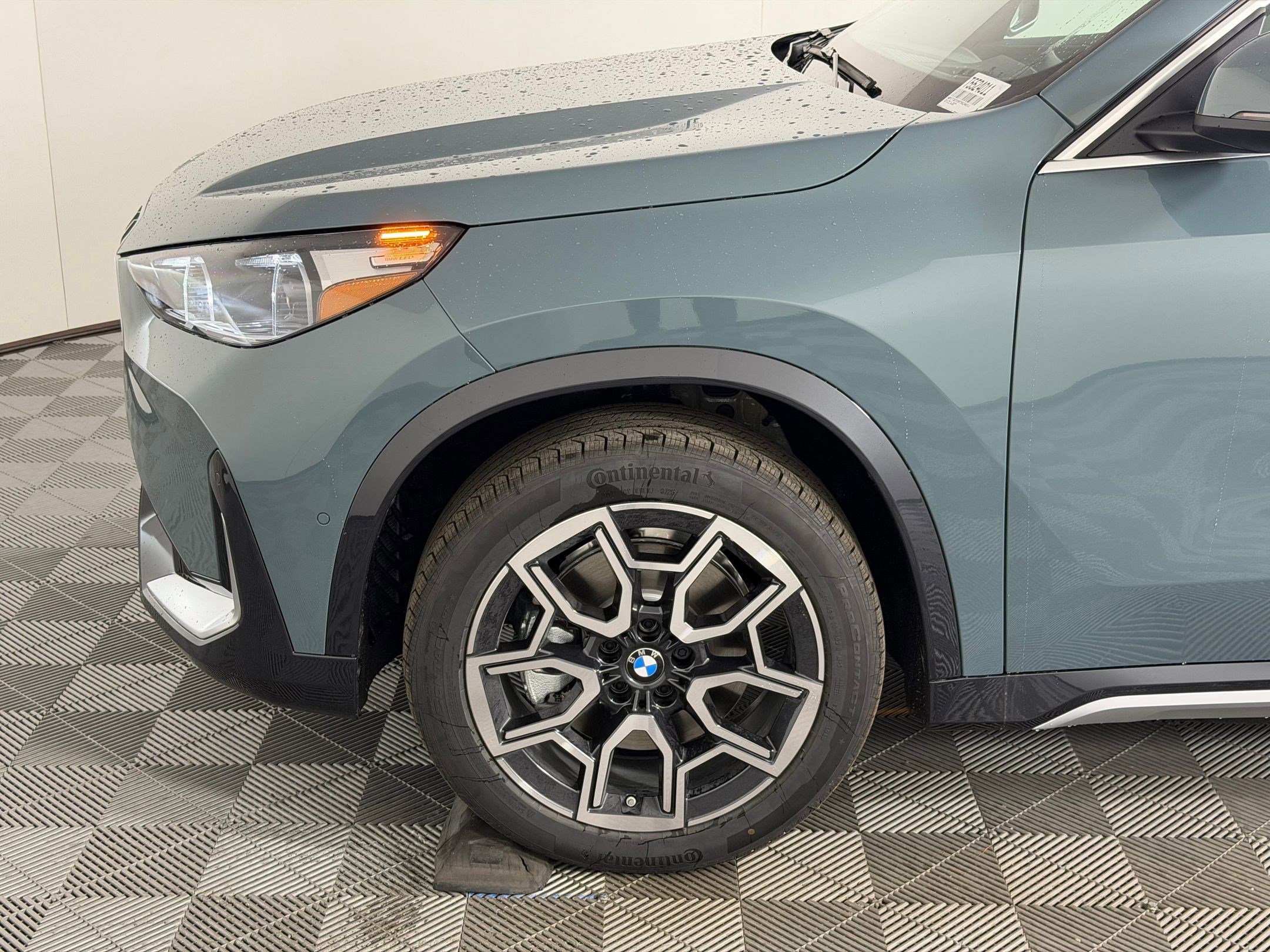 Used 2026 BMW X1 xDrive28i w/ Technology Package image 9