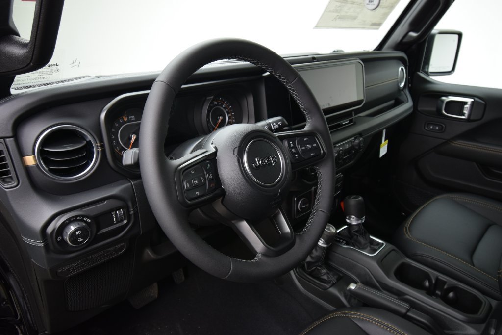 New 2026 Jeep Gladiator Sport AWD/4WD image 36