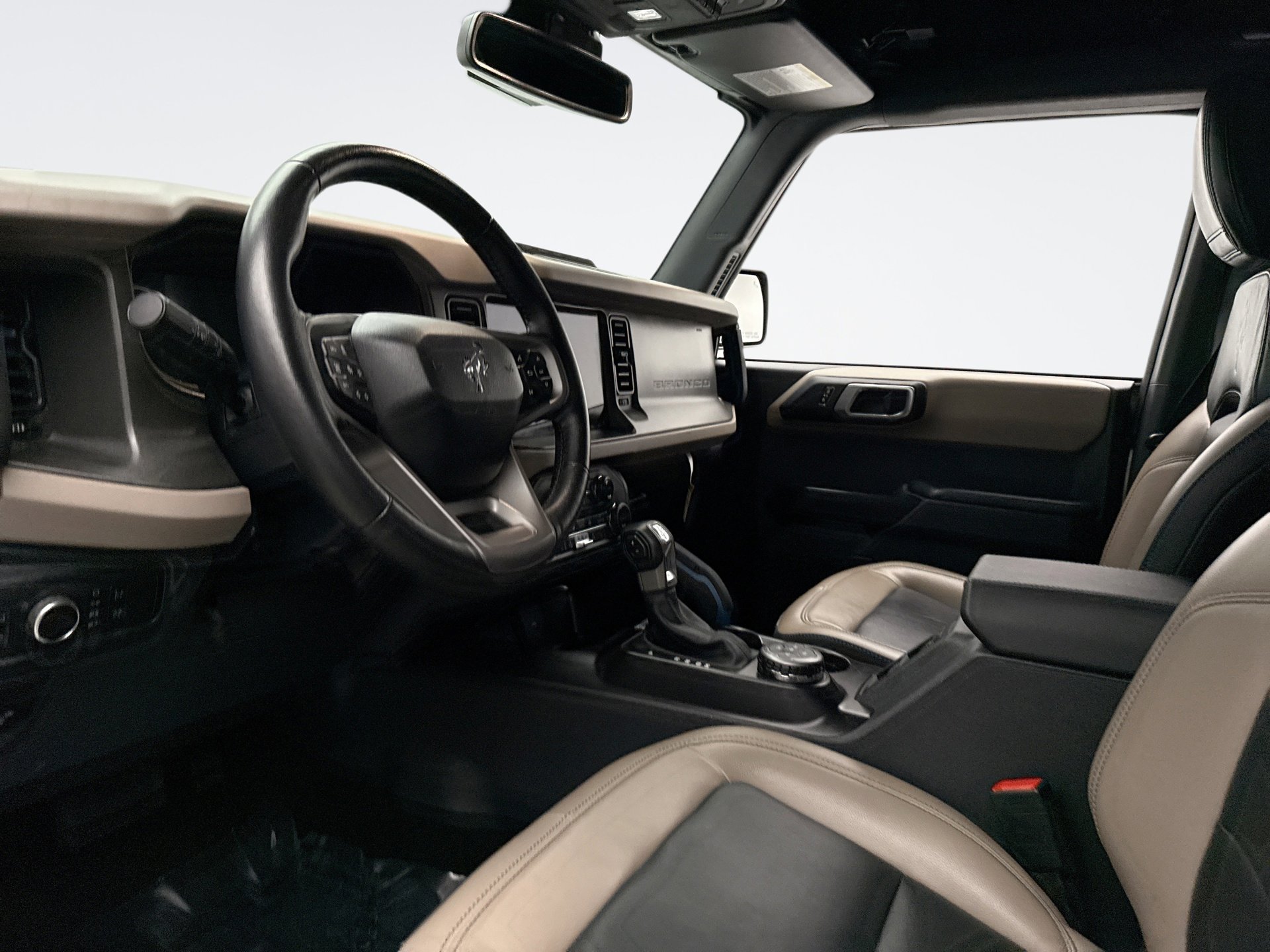 Used 2024 Ford Bronco Wildtrak image 10