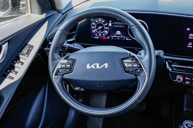 Used 2024 Kia Niro Wind w/ Wind Preserve Package FWD image 16