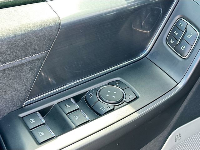 Used 2025 Ford F150 Lariat w/ Equipment Group 502A High image 18