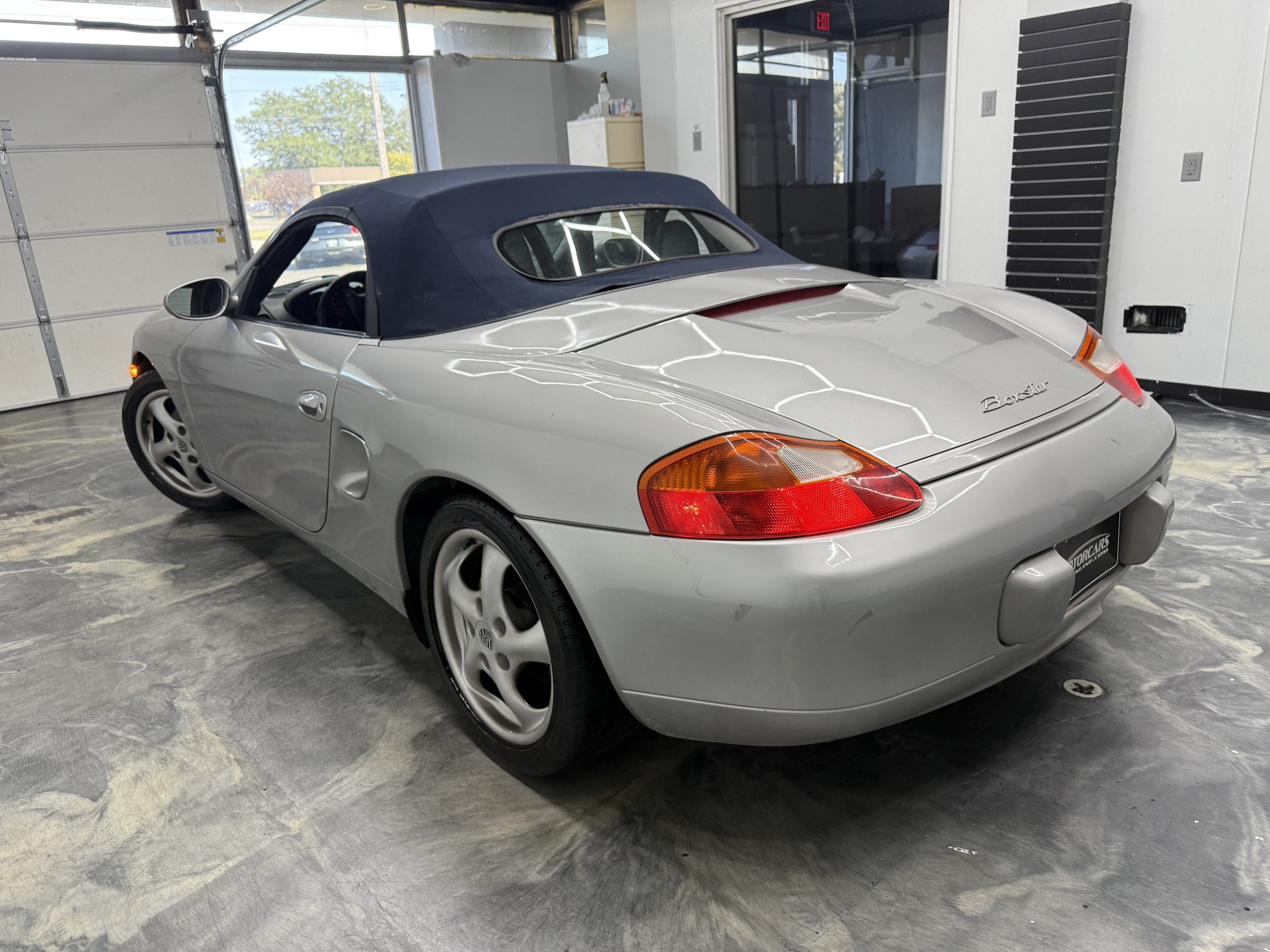 Used 2000 Porsche Boxster RWD image 5