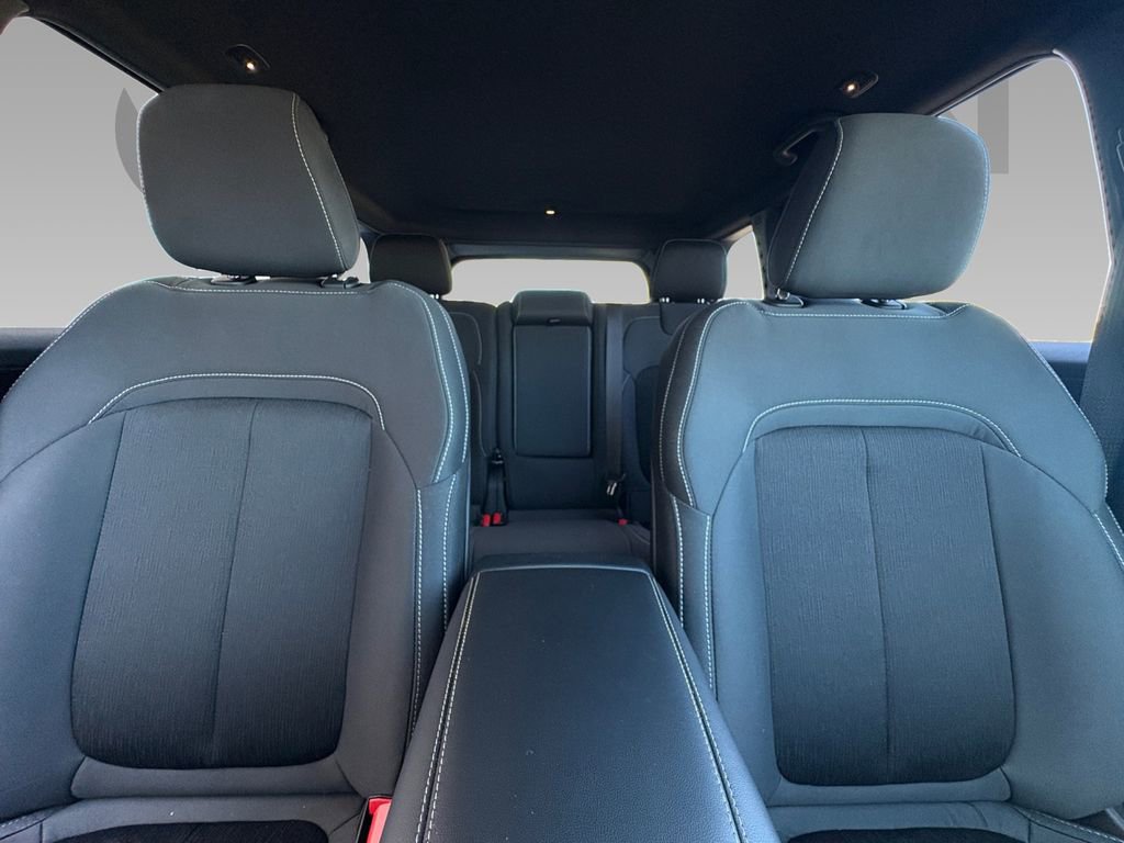 New 2026 Jeep Grand Cherokee Laredo AWD/4WD image 2