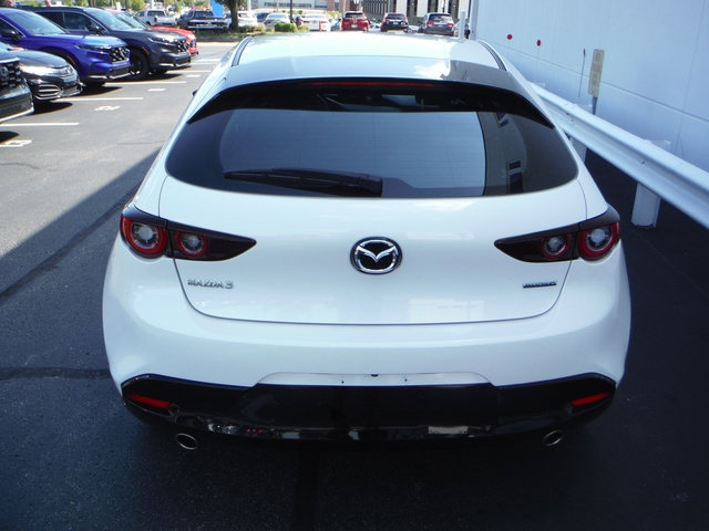 Used 2022 MAZDA MAZDA3 s FWD image 9